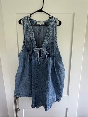 Veveret denim romper